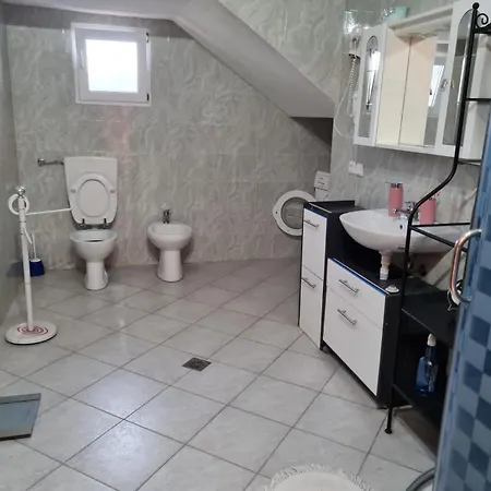 Pomegranate Apartment Vlore