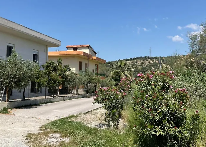 アパート Pomegranate